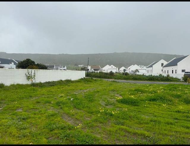 LAND FOR SALE IN HARBOUR LIGHTS